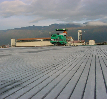 Grooving of a runway